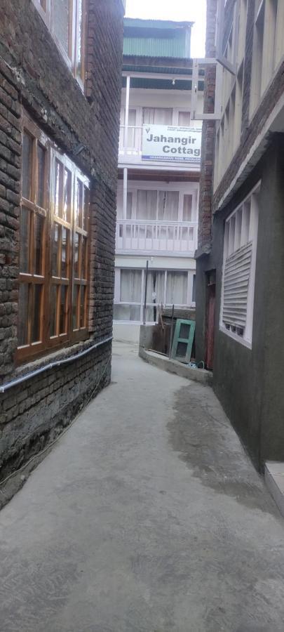 Jahangir Cottage Pahalgām Exterior foto